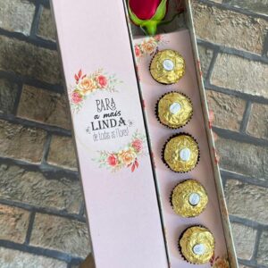 Caixa Delicadeza Rosa com Ferrero