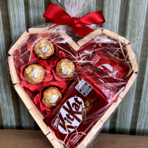 Coração com Ferrero Rocher e KitKat